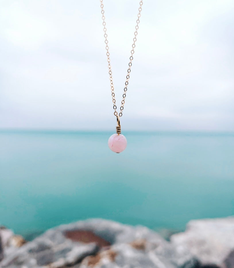 rose quartz bead necklace