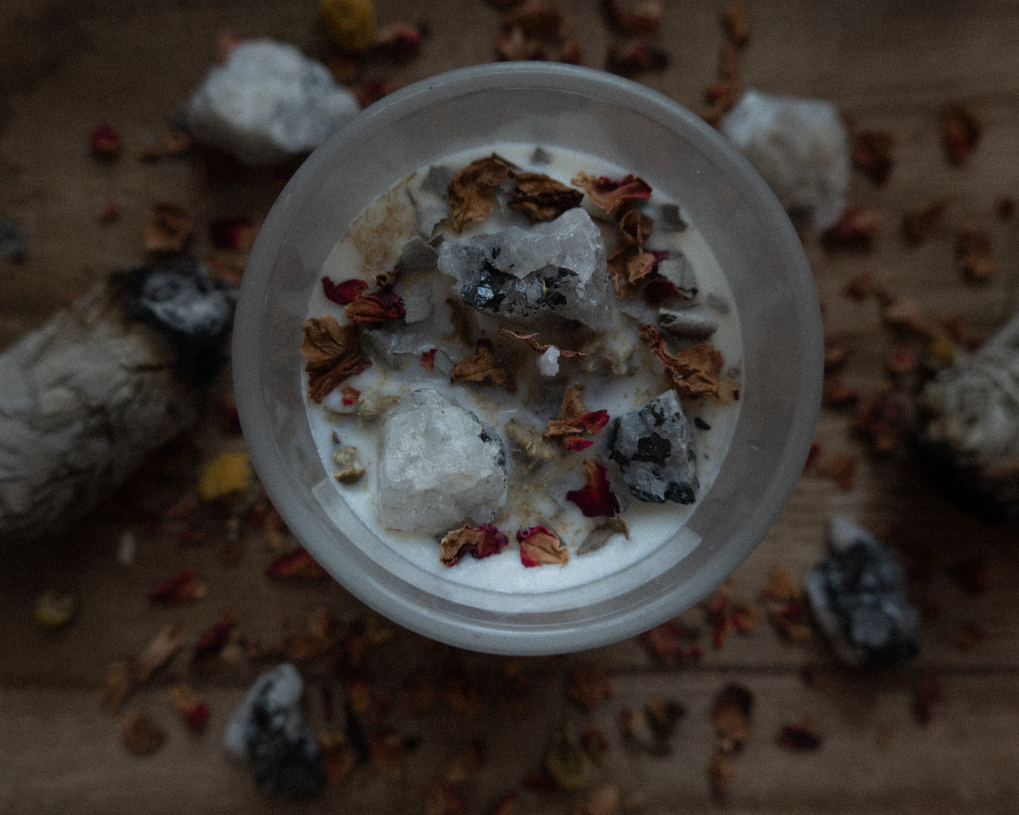 full moon ritual intention candle