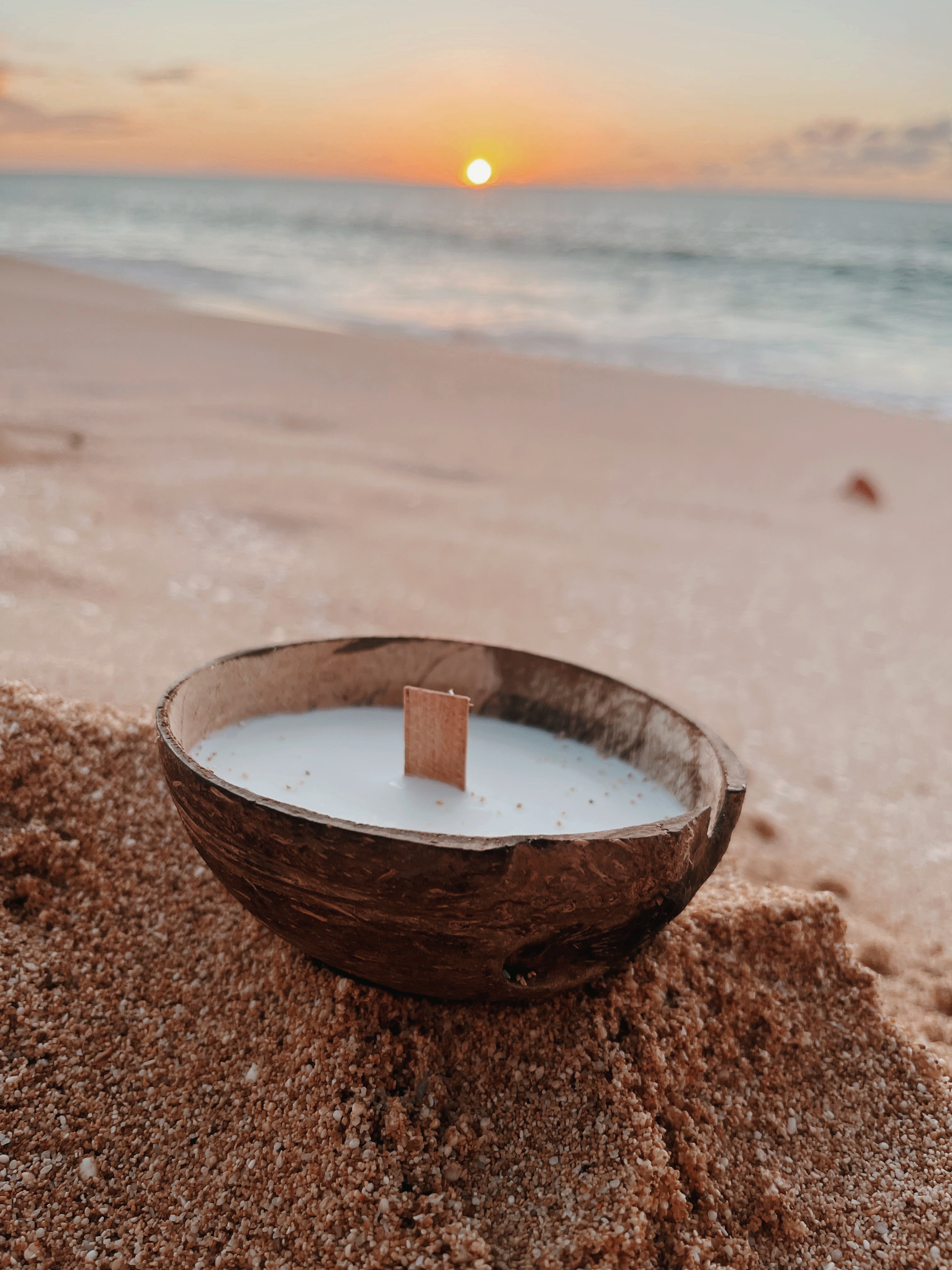 coconut candle